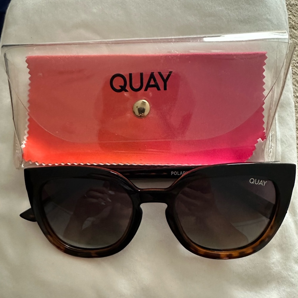 Quay Australia “Noosa” sunglasses